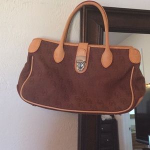 Dooney & Bourke purse